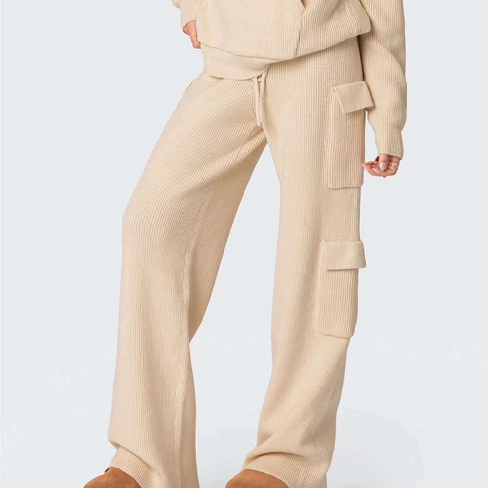 Edikted Cream Knit pants with Pockets size medium